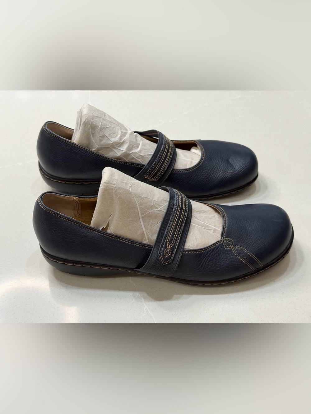 Clarks Collection Leather Mary Jane Navy Flats Comfort Shoes, 8